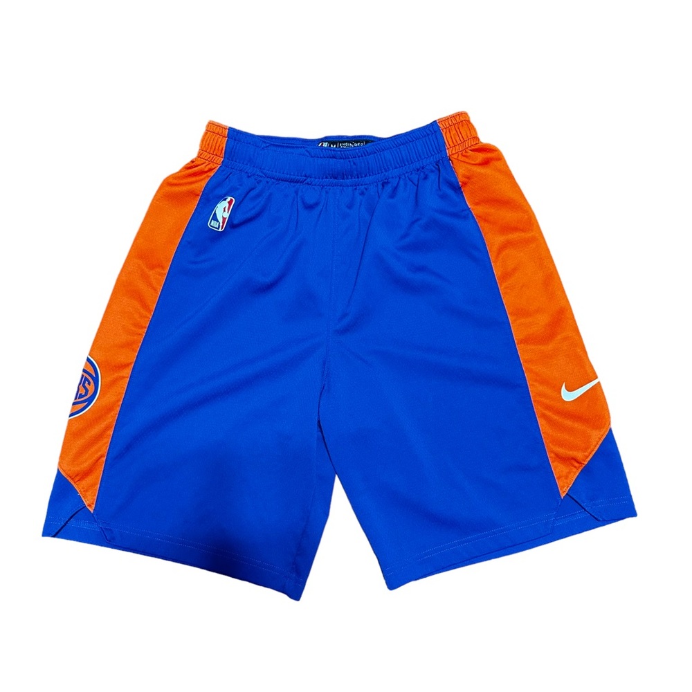 NWOT Nike New York Knicks Basketball Shorts